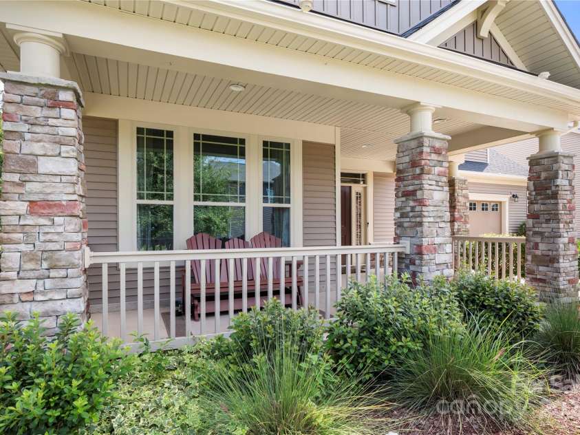 1218 Kings Grove Drive, York, SC 29745.  MLS# CAR4208306, YatesRealty ID 6434. 