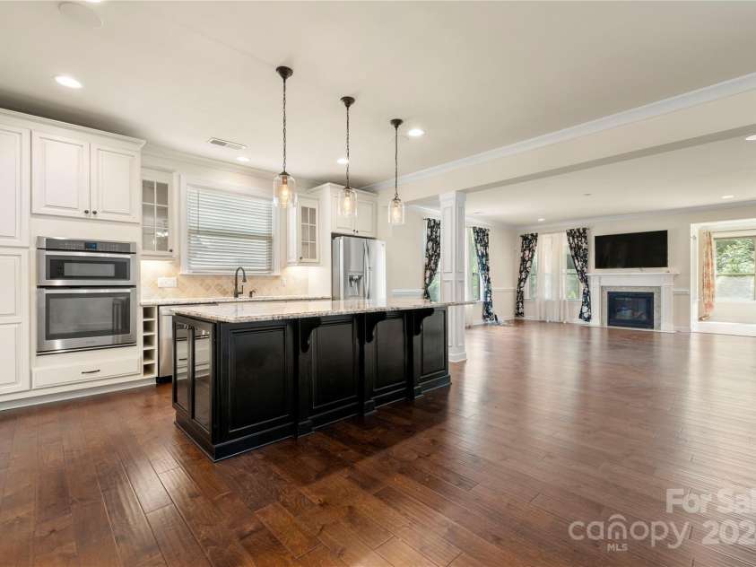 1218 Kings Grove Drive, York, SC 29745.  MLS# CAR4208306, YatesRealty ID 6434. Cabinets around entire island