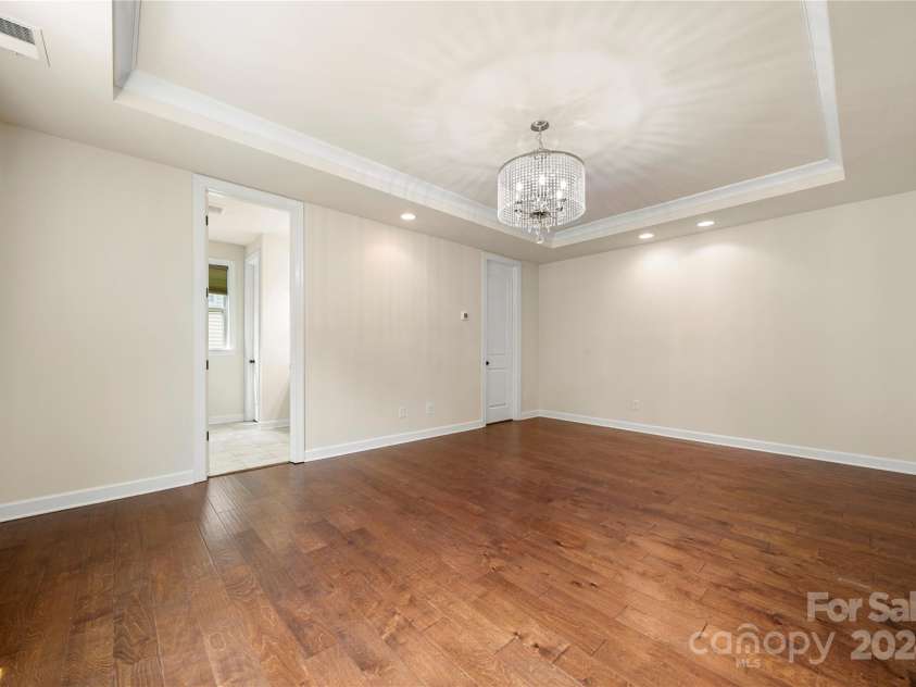 1218 Kings Grove Drive, York, SC 29745.  MLS# CAR4208306, YatesRealty ID 6434. Main Floor Primary