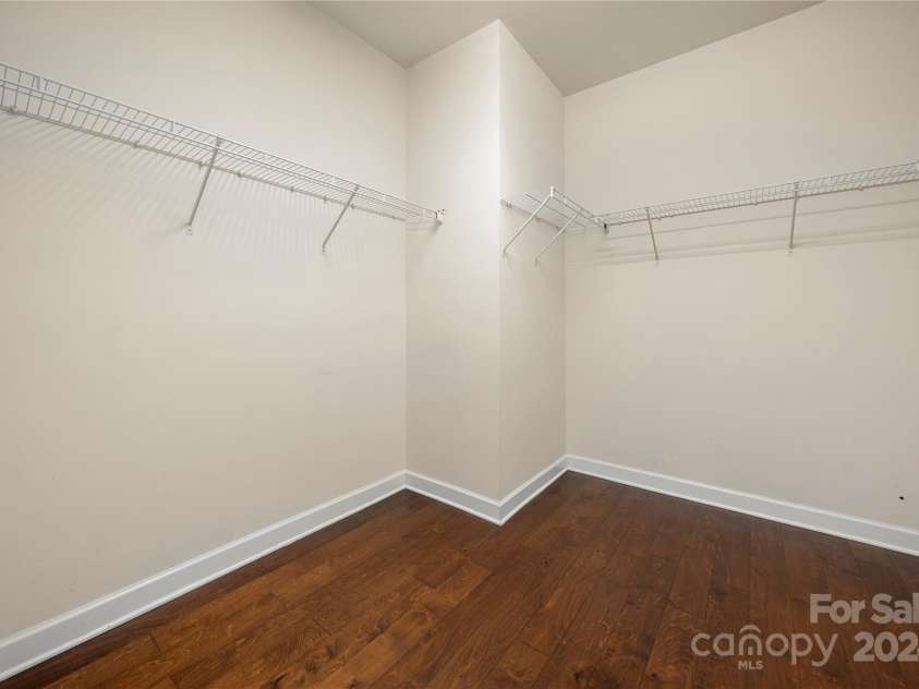 1218 Kings Grove Drive, York, SC 29745.  MLS# CAR4208306, YatesRealty ID 6434. Walk in Closet