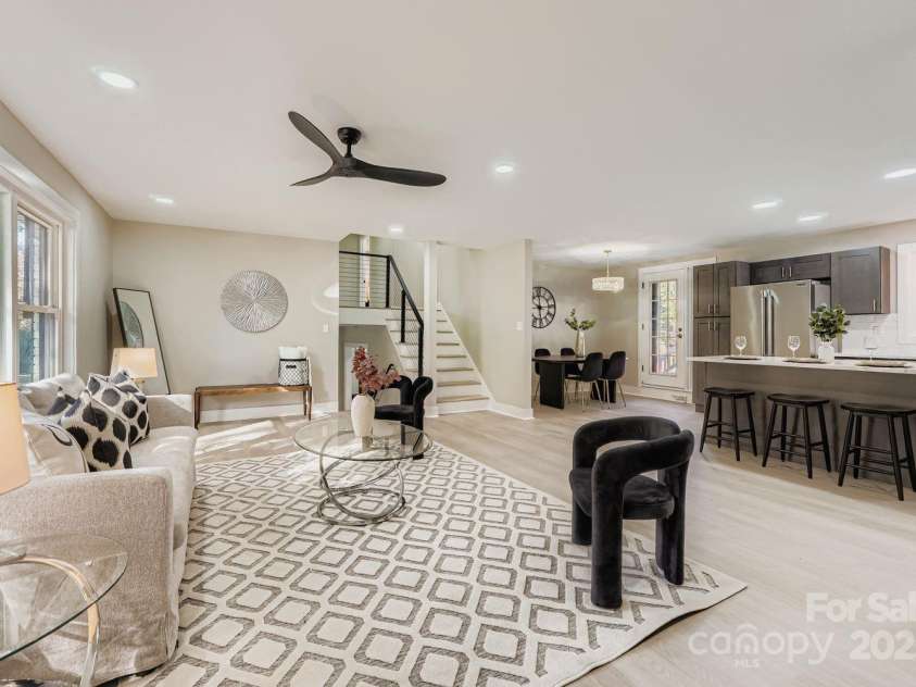 6210 Cora Street, Charlotte, NC 28216.  MLS# CAR4314569, YatesRealty ID 644. 