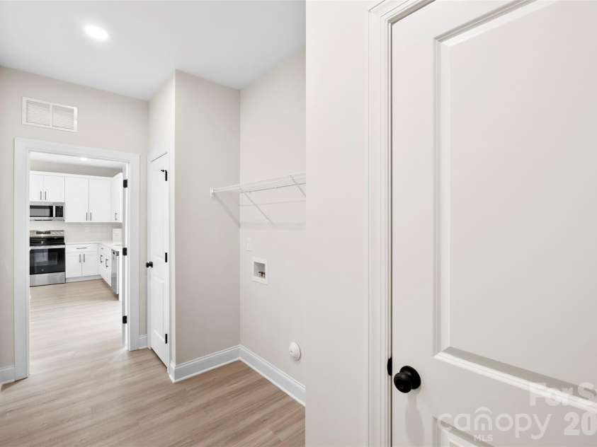 400 Brice Street, Kings Mountain, NC 28086.  MLS# CAR4345785, YatesRealty ID 6440. 