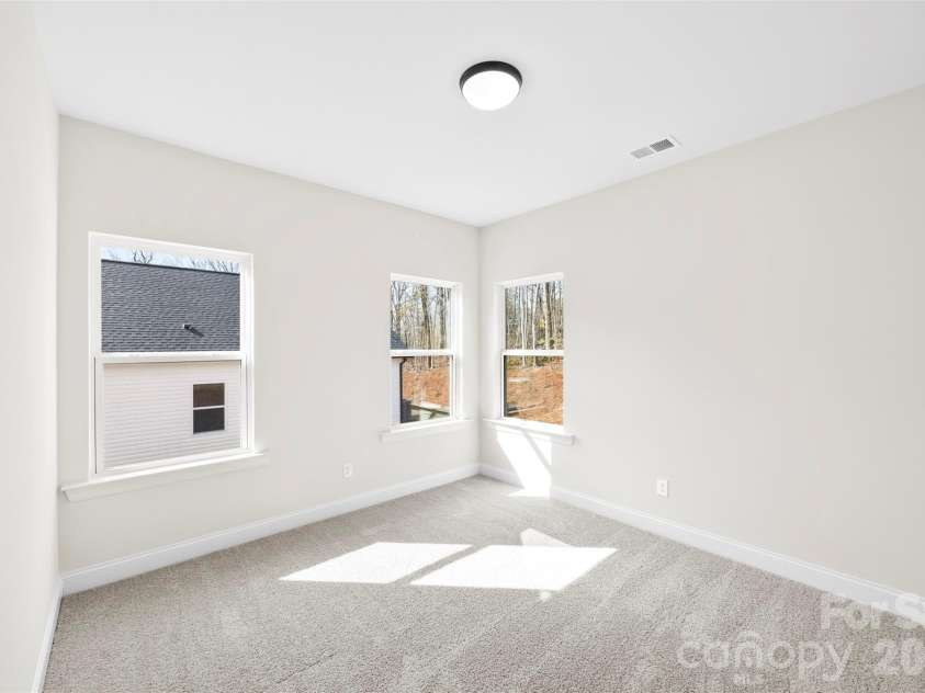 400 Brice Street, Kings Mountain, NC 28086.  MLS# CAR4345785, YatesRealty ID 6440. 