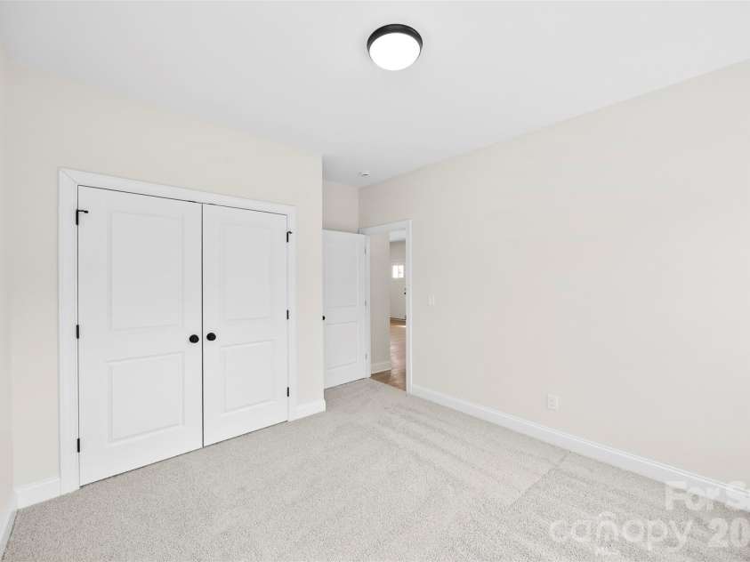 400 Brice Street, Kings Mountain, NC 28086.  MLS# CAR4345785, YatesRealty ID 6440. 