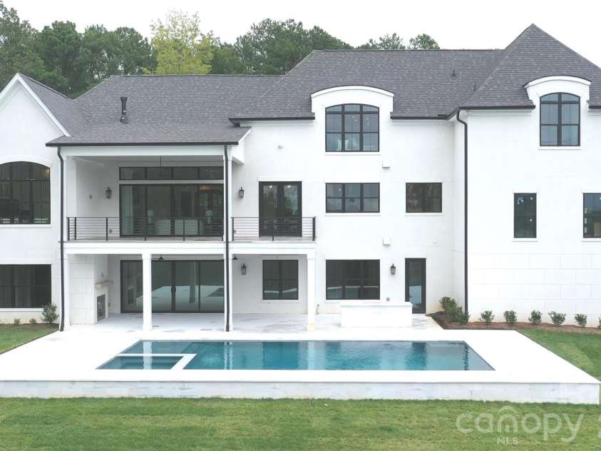 18304 Rosapenny Road, Charlotte, NC 28278.  MLS# CAR4329867, YatesRealty ID 6443. 