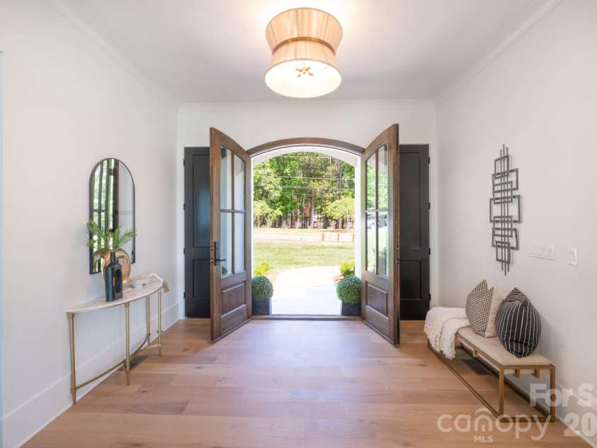 18304 Rosapenny Road, Charlotte, NC 28278.  MLS# CAR4329867, YatesRealty ID 6443. 