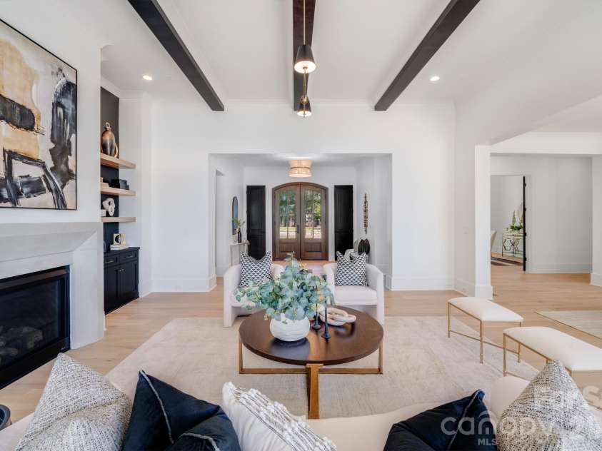 18304 Rosapenny Road, Charlotte, NC 28278.  MLS# CAR4329867, YatesRealty ID 6443. 
