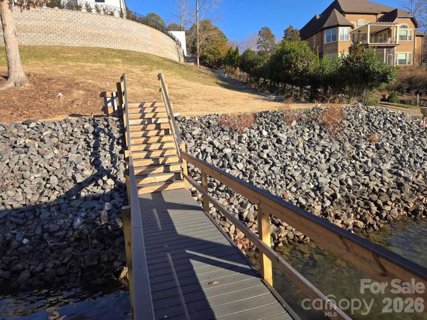 18304 Rosapenny Road, Charlotte, NC 28278.  MLS# CAR4329867, YatesRealty ID 6443. 