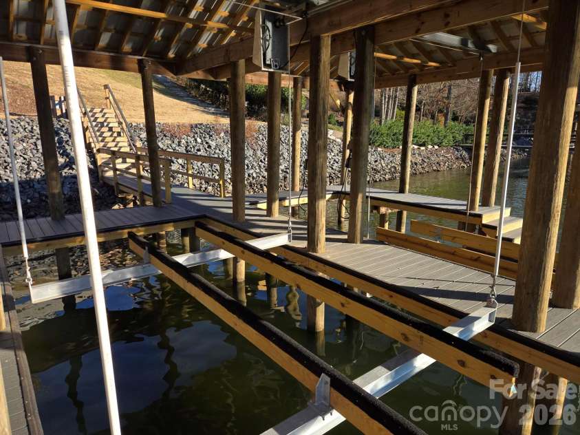 18304 Rosapenny Road, Charlotte, NC 28278.  MLS# CAR4329867, YatesRealty ID 6443. 