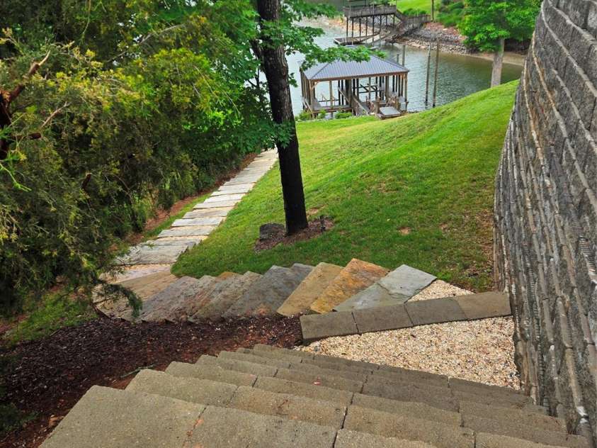 18304 Rosapenny Road, Charlotte, NC 28278.  MLS# CAR4329867, YatesRealty ID 6443. 