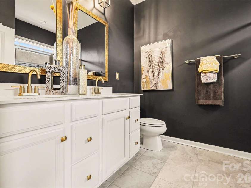 2625 Grantham Place Drive, Fort Mill, SC 29715.  MLS# CAR4353500, YatesRealty ID 6444. 