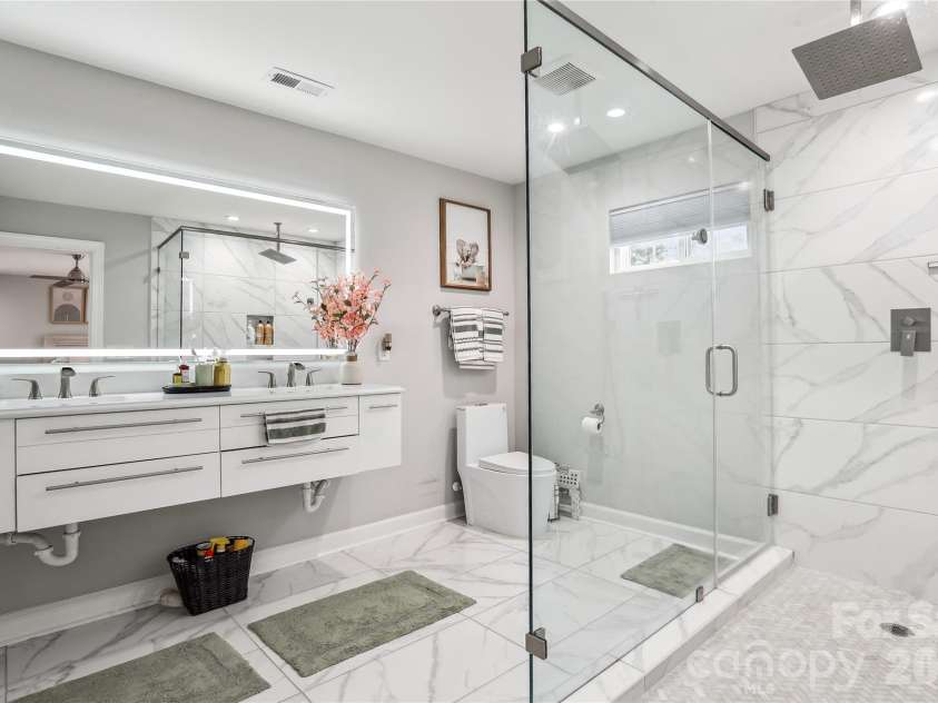 8104 Stem Court, Charlotte, NC 28227.  MLS# CAR4359694, YatesRealty ID 6449. 