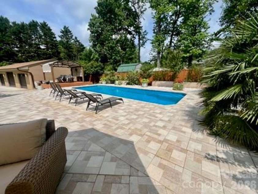 8104 Stem Court, Charlotte, NC 28227.  MLS# CAR4359694, YatesRealty ID 6449. 