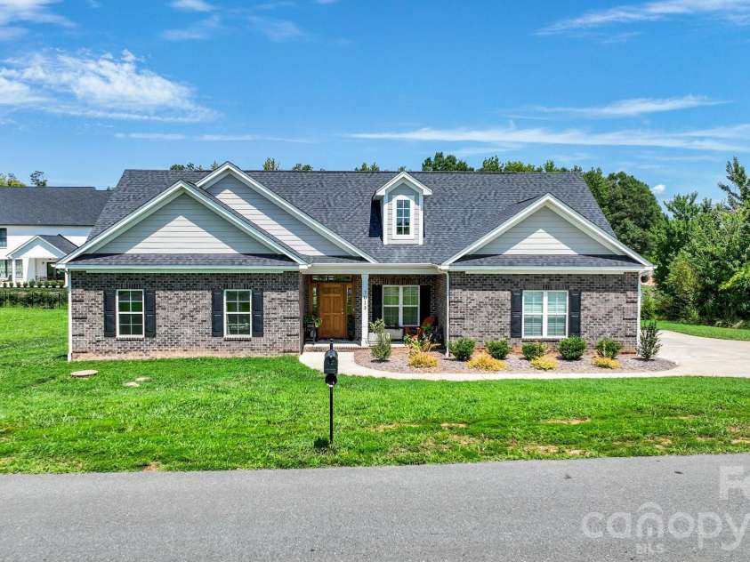 3013 Isle Lane, Monroe, NC 28110.  MLS# CAR4413627, YatesRealty ID 645. 