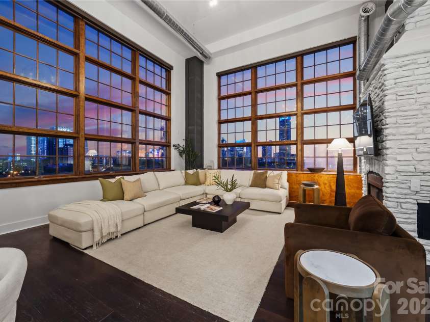 715 Graham Street, Charlotte, NC 28202.  MLS# CAR4352163, YatesRealty ID 6452. 