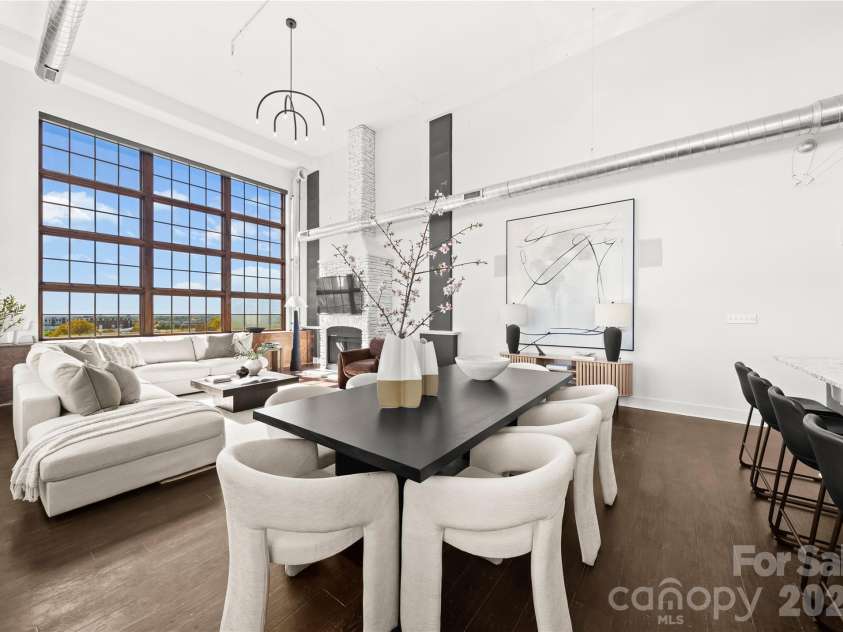 715 Graham Street, Charlotte, NC 28202.  MLS# CAR4352163, YatesRealty ID 6452. 