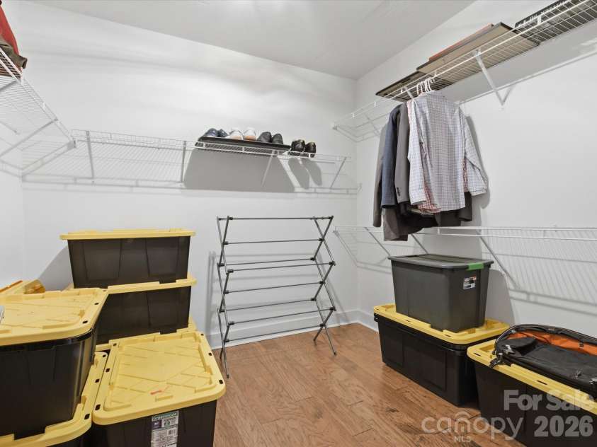 715 Graham Street, Charlotte, NC 28202.  MLS# CAR4383984, YatesRealty ID 6452. Large walk-in closet