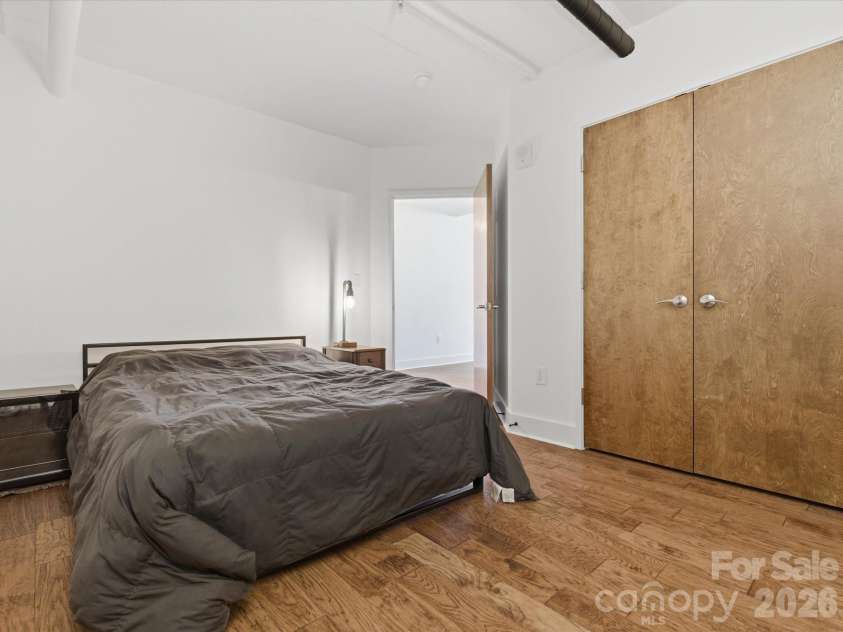 715 Graham Street, Charlotte, NC 28202.  MLS# CAR4383984, YatesRealty ID 6452. Secondary bedroom or office on main level