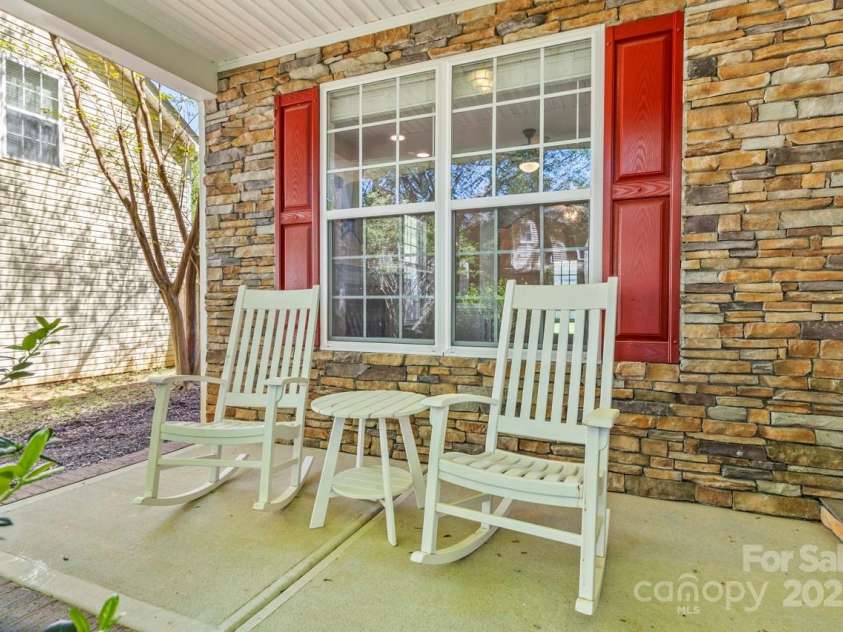 13206 Meadowmere Road, Huntersville, NC 28078.  MLS# CAR4245792, YatesRealty ID 6454. Charming front porch