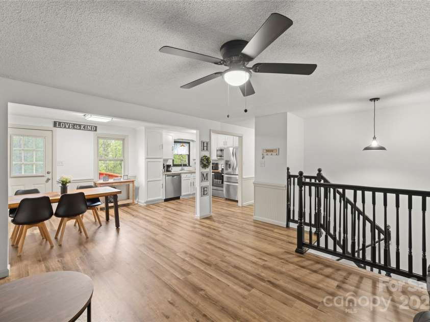 173 8th Avenue, Conover, NC 28613.  MLS# CAR4246889, YatesRealty ID 6455. 