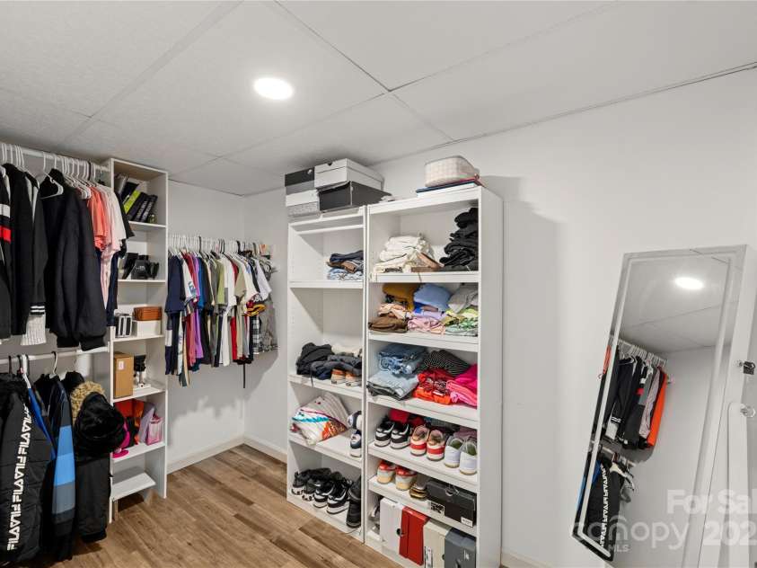 173 8th Avenue, Conover, NC 28613.  MLS# CAR4246889, YatesRealty ID 6455. 