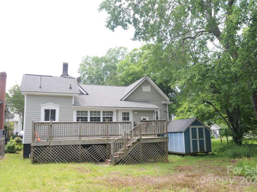 510 5th Street, Spencer, NC 28159.  MLS# CAR4271364, YatesRealty ID 6457. 