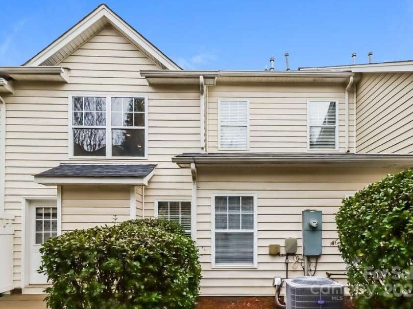 307 Rose Garden Court, Rock Hill, SC 29732.  MLS# CAR4226643, YatesRealty ID 6458. 