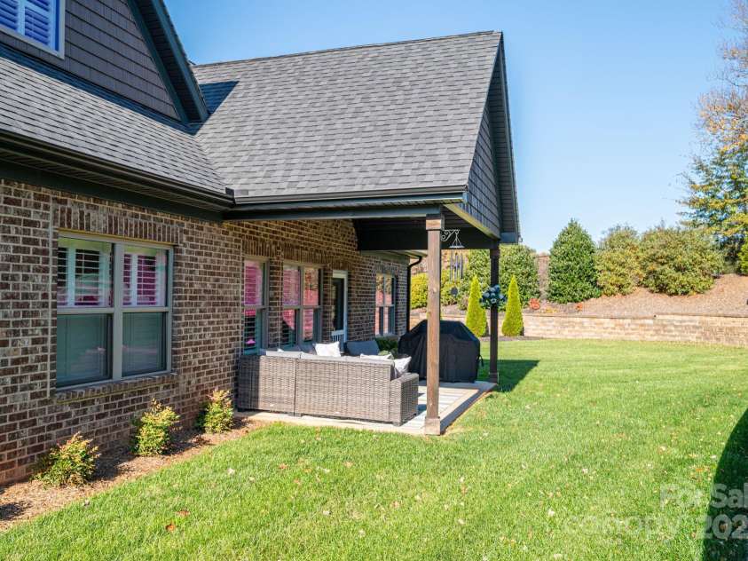 4290 Holly Circle, Conover, NC 28613.  MLS# CAR4321676, YatesRealty ID 6459. 