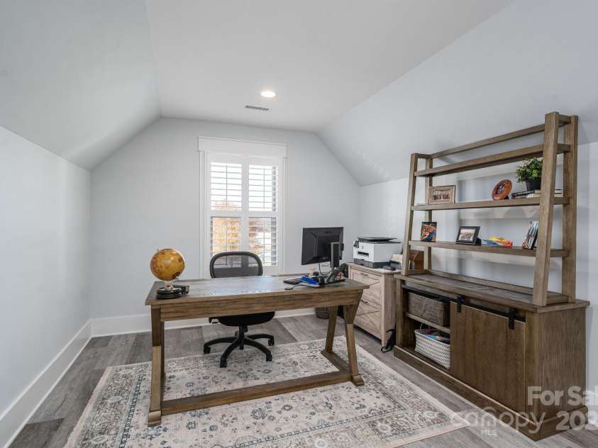 4290 Holly Circle, Conover, NC 28613.  MLS# CAR4321676, YatesRealty ID 6459. Bonus Room