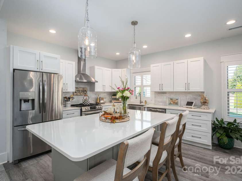 4290 Holly Circle, Conover, NC 28613.  MLS# CAR4321676, YatesRealty ID 6459. Large Island