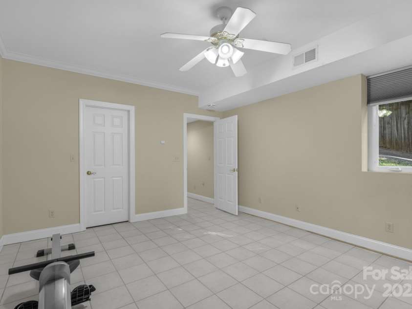 10 Scout Road, Greenville, SC 29611.  MLS# CAR4318926, YatesRealty ID 646. 