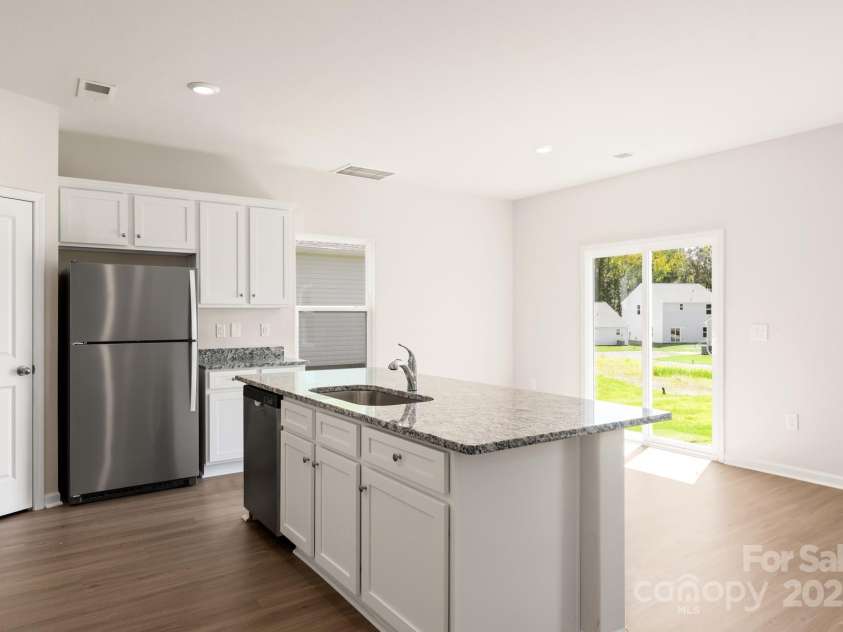 3259 Maple Ridge Drive, Gastonia, NC 28052.  MLS# CAR4217145, YatesRealty ID 646. 