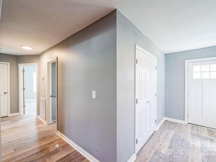 1229 Jenkins Street, Rock Hill, SC 29732.  MLS# CAR4222892, YatesRealty ID 6460. 