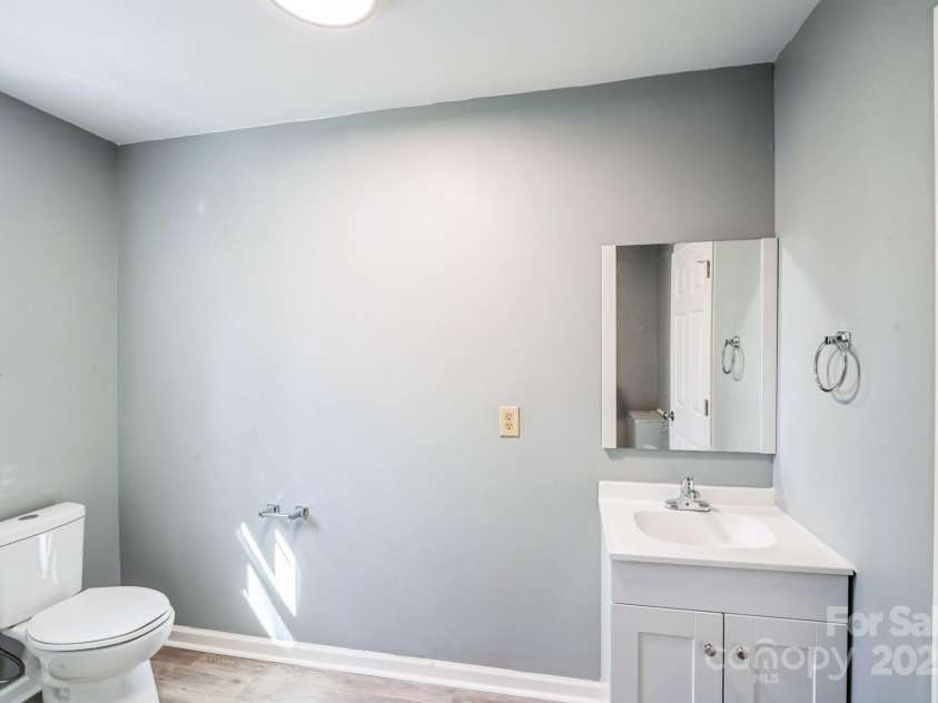 1229 Jenkins Street, Rock Hill, SC 29732.  MLS# CAR4222892, YatesRealty ID 6460. 