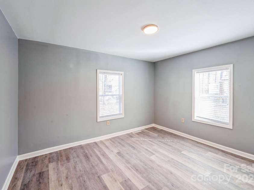 1229 Jenkins Street, Rock Hill, SC 29732.  MLS# CAR4222892, YatesRealty ID 6460. 