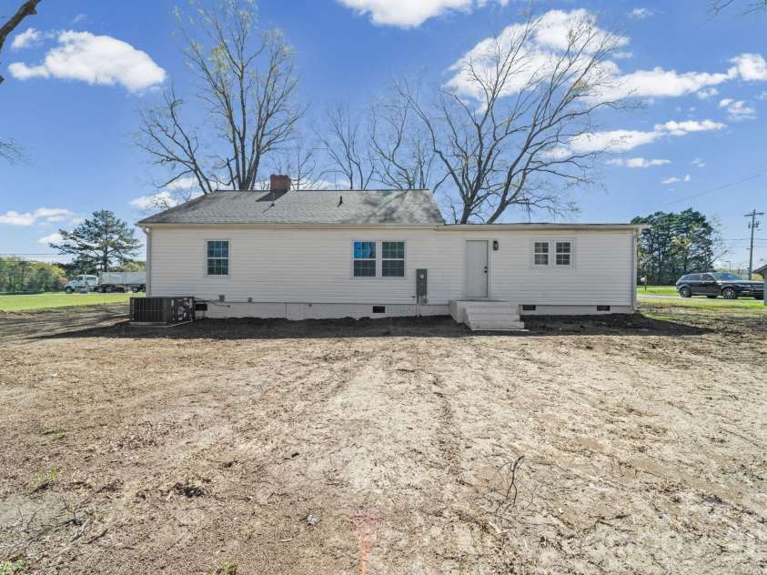 3416 Old Charlotte Hwy Highway, Monroe, NC 28110.  MLS# CAR4359735, YatesRealty ID 6460. 
