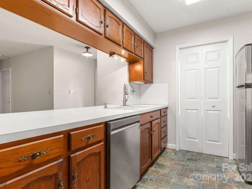 924 Cranberry Circle, Fort Mill, SC 29715.  MLS# CAR4203869, YatesRealty ID 6461. 