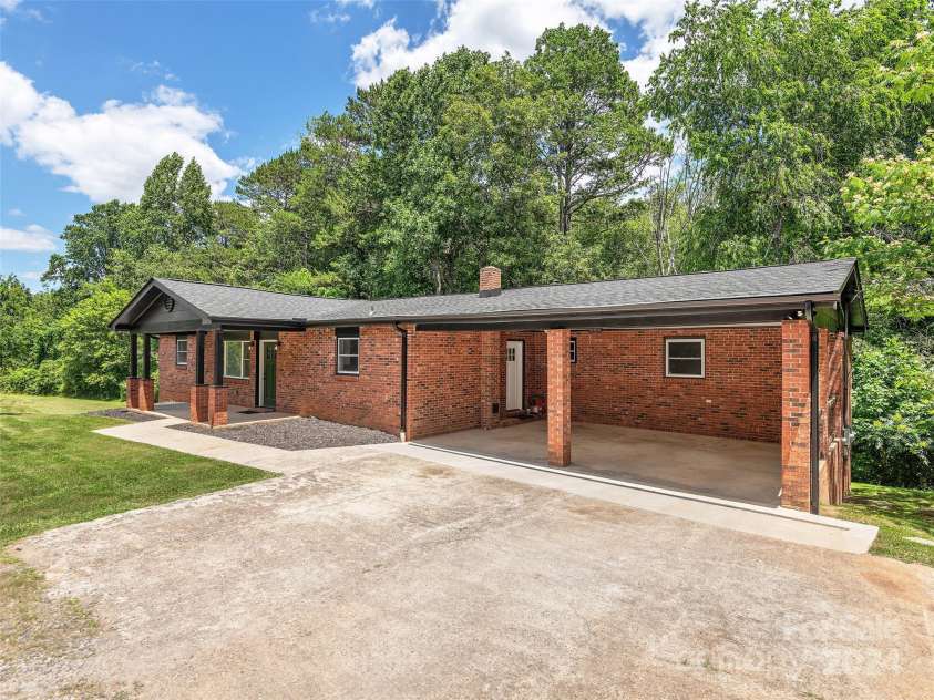 245 Anchor Drive, Alexander, NC 28701.  MLS# CAR4103920, YatesRealty ID 6463. 