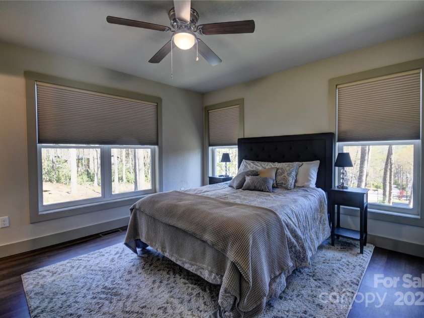 515 Twinbrook Lane, Maggie Valley, NC 28751.  MLS# CAR4245630, YatesRealty ID 6466. Primary Bedroom