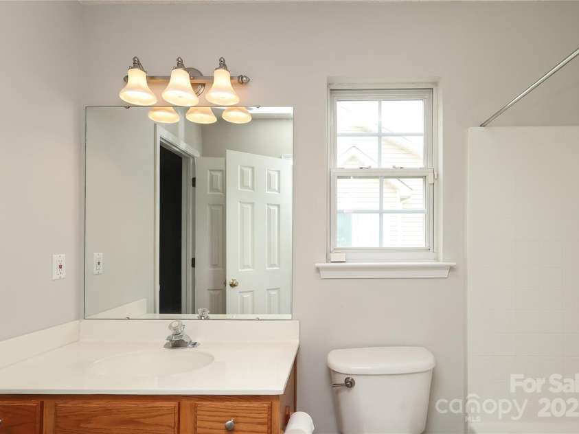 11623 Black Maple Avenue, Charlotte, NC 28269.  MLS# CAR4246127, YatesRealty ID 6467. 