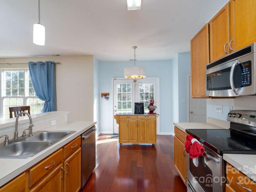 1015 Castle Rock Court, Concord, NC 28025.  MLS# CAR4238661, YatesRealty ID 6468. 