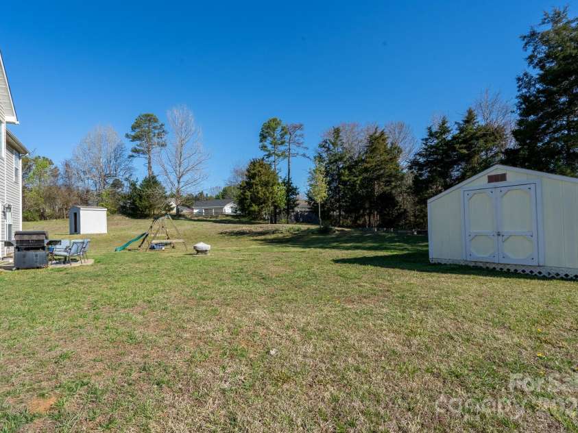 1015 Castle Rock Court, Concord, NC 28025.  MLS# CAR4238661, YatesRealty ID 6468. 