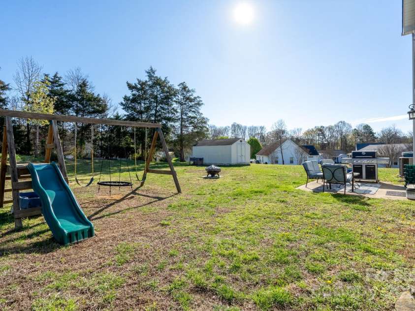 1015 Castle Rock Court, Concord, NC 28025.  MLS# CAR4238661, YatesRealty ID 6468. 