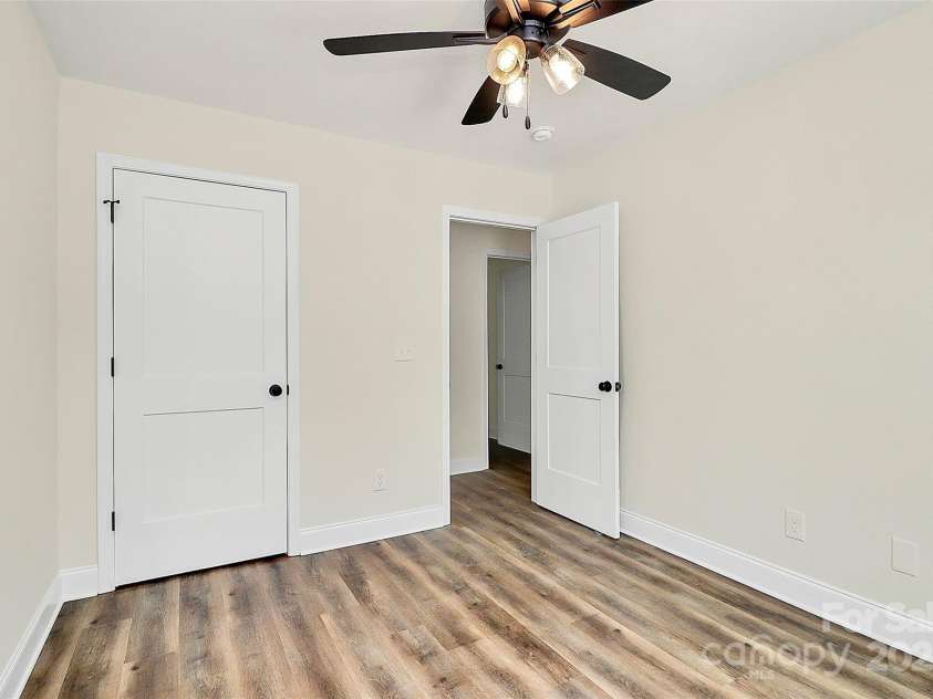 914 Saluda Street, Rock Hill, SC 29730.  MLS# CAR4235300, YatesRealty ID 6471. 