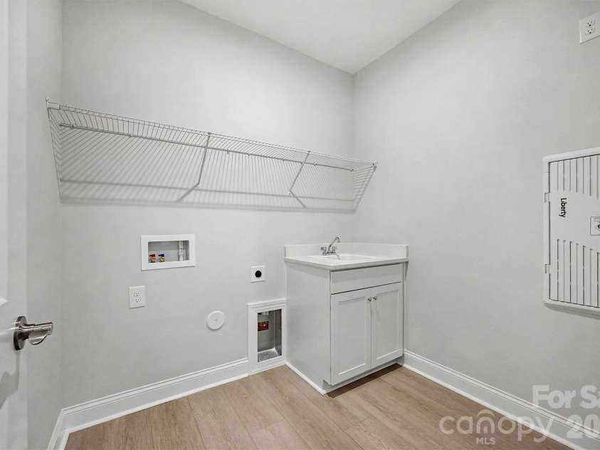 1095 Wylie Falls Lane, York, SC 29745.  MLS# CAR4338710, YatesRealty ID 6472. 