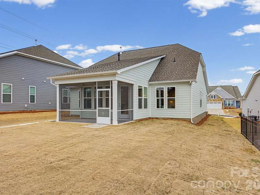 1095 Wylie Falls Lane, York, SC 29745.  MLS# CAR4338710, YatesRealty ID 6472. 