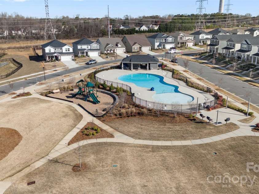 11608 Solstice Way, Huntersville, NC 28078.  MLS# CAR4196627, YatesRealty ID 6473. 