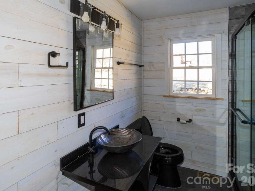 56 Vance Avenue, Black Mountain, NC 28711.  MLS# CAR4340942, YatesRealty ID 6473. More Stylish bath shots
