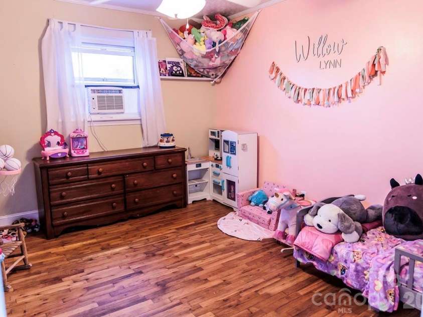 119 Collins Avenue, Forest City, NC 28043.  MLS# CAR4355548, YatesRealty ID 6474. 