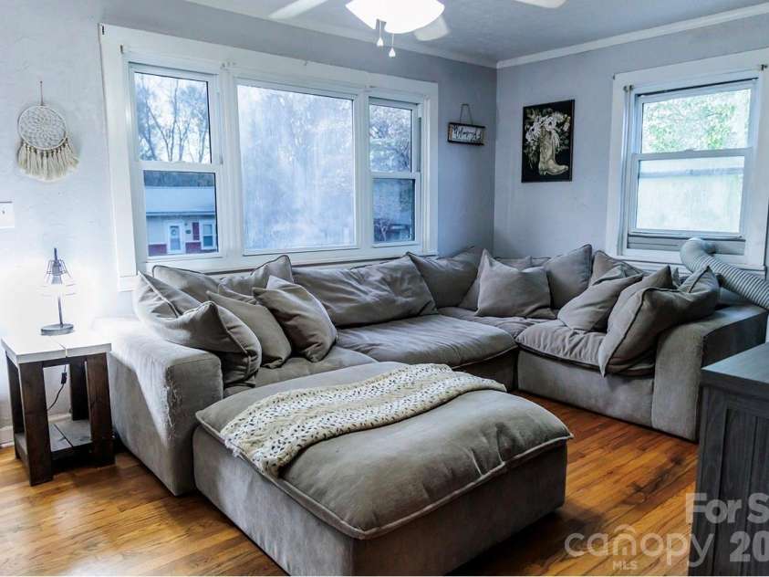 119 Collins Avenue, Forest City, NC 28043.  MLS# CAR4355548, YatesRealty ID 6474. 